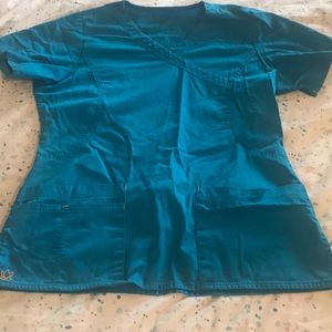 Blossom by Maevn scrub set size small